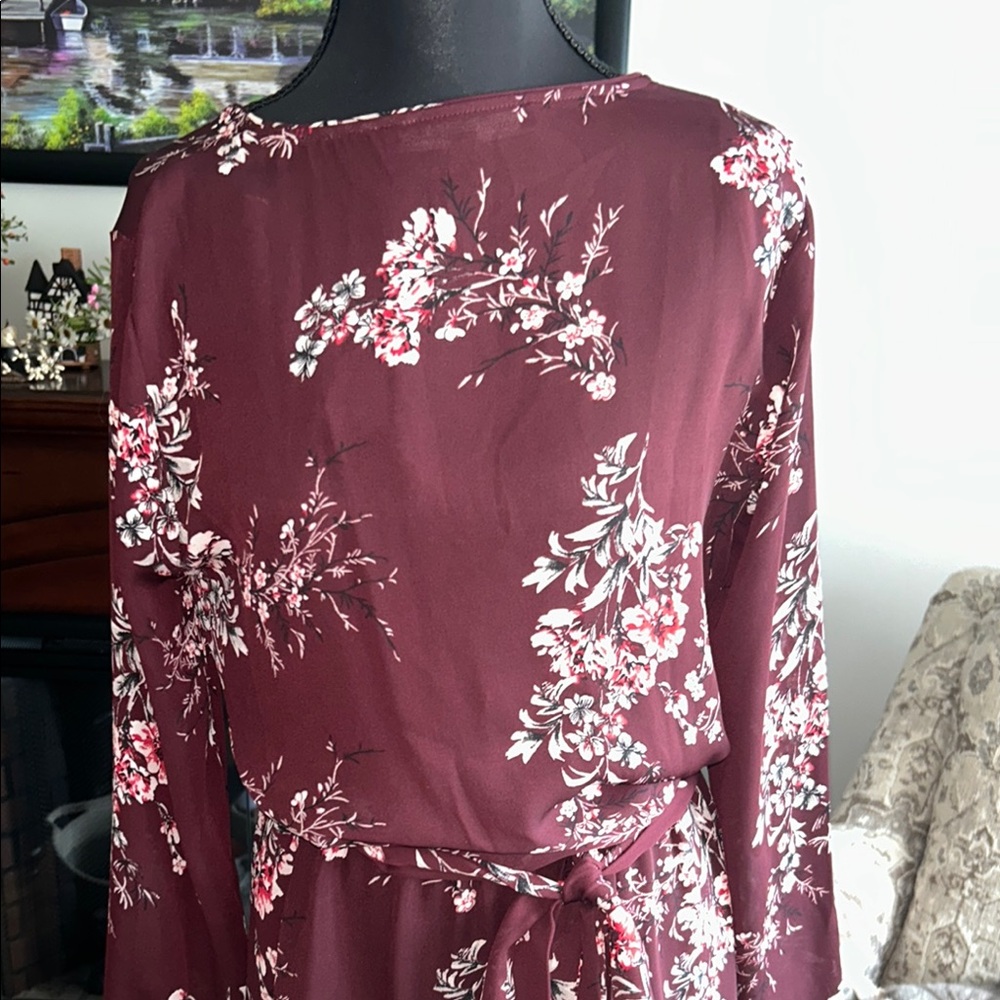 White House Black Market Plum Floral Long Sleeve Dress - Picture 2 of 6